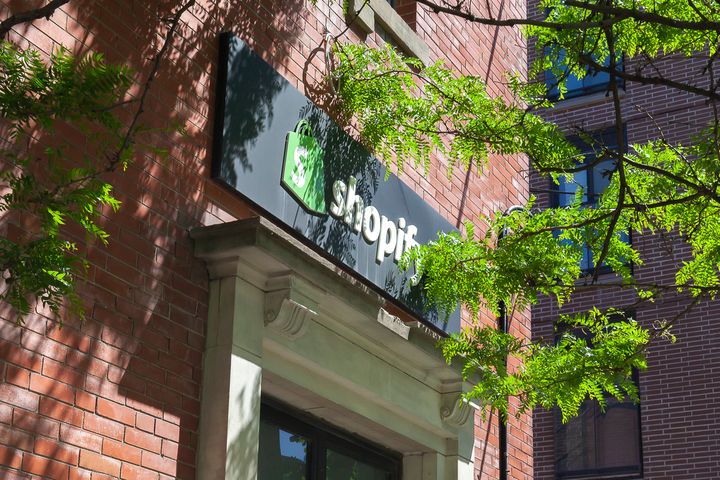 Shopifyでドロップシッピングビジネスを始める方法
